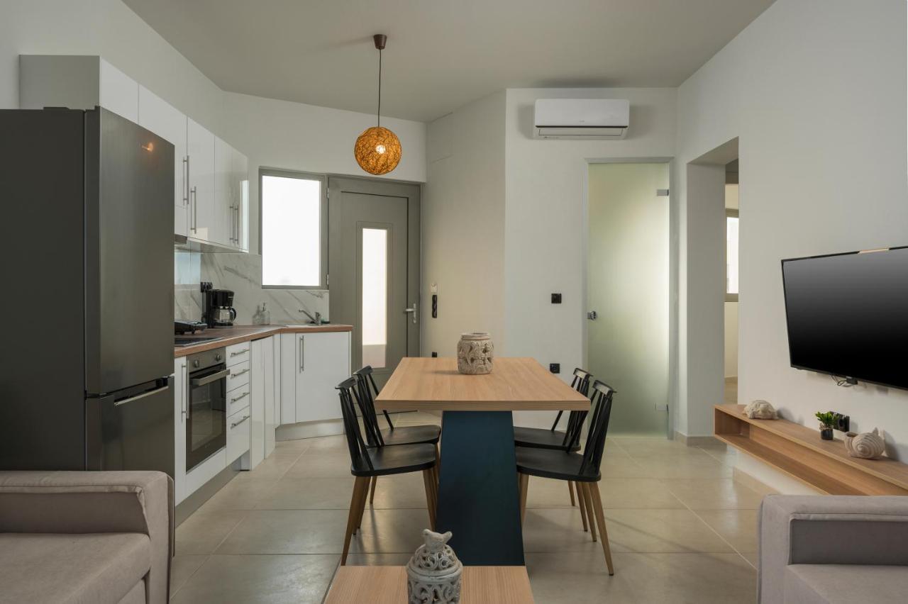 Aegean Breeze Luxury Apartments Next To The Sea Maleme Exteriér fotografie