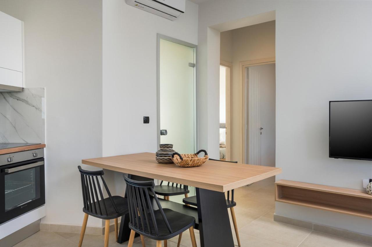 Aegean Breeze Luxury Apartments Next To The Sea Maleme Exteriér fotografie