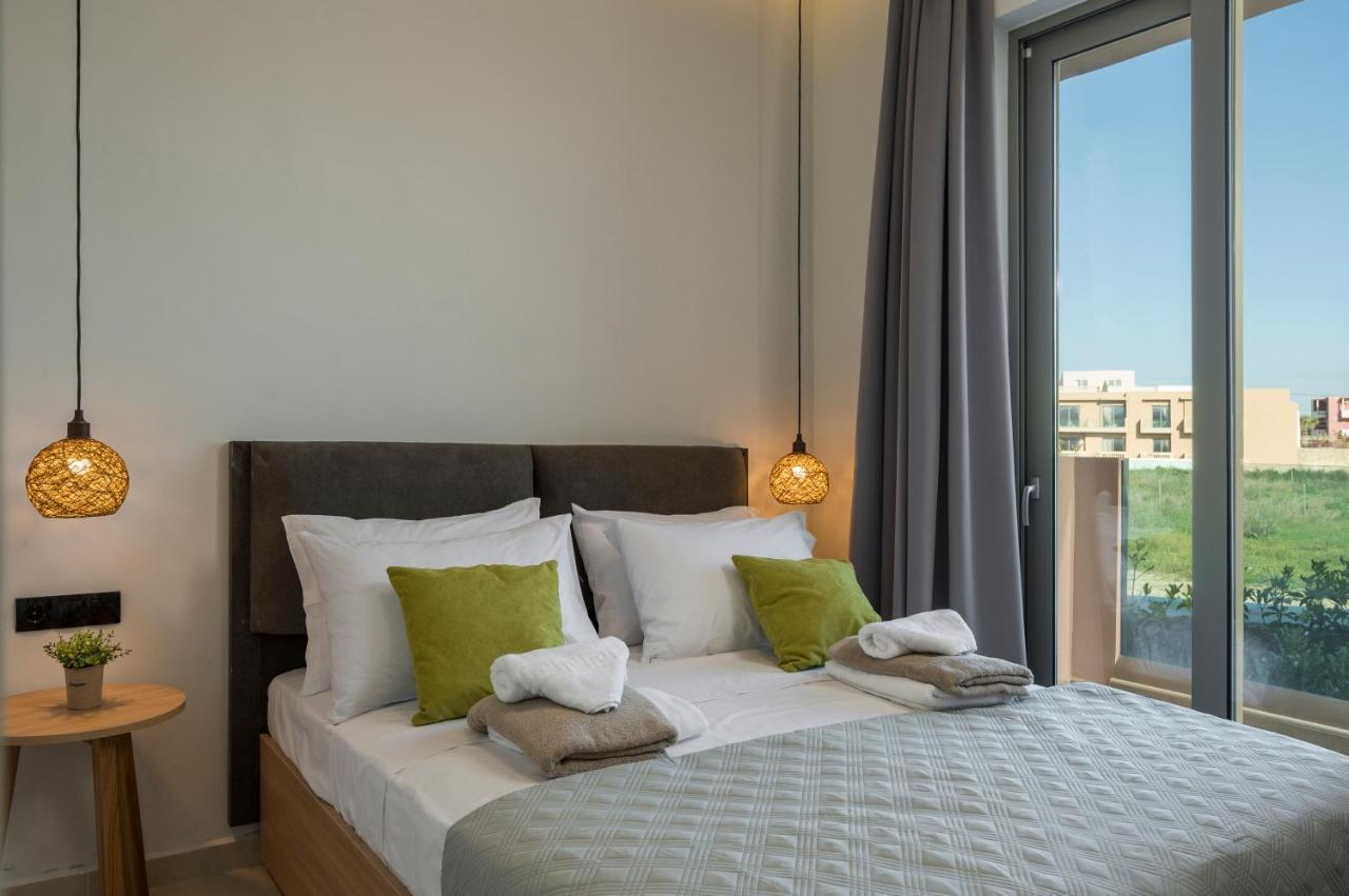 Aegean Breeze Luxury Apartments Next To The Sea Maleme Exteriér fotografie
