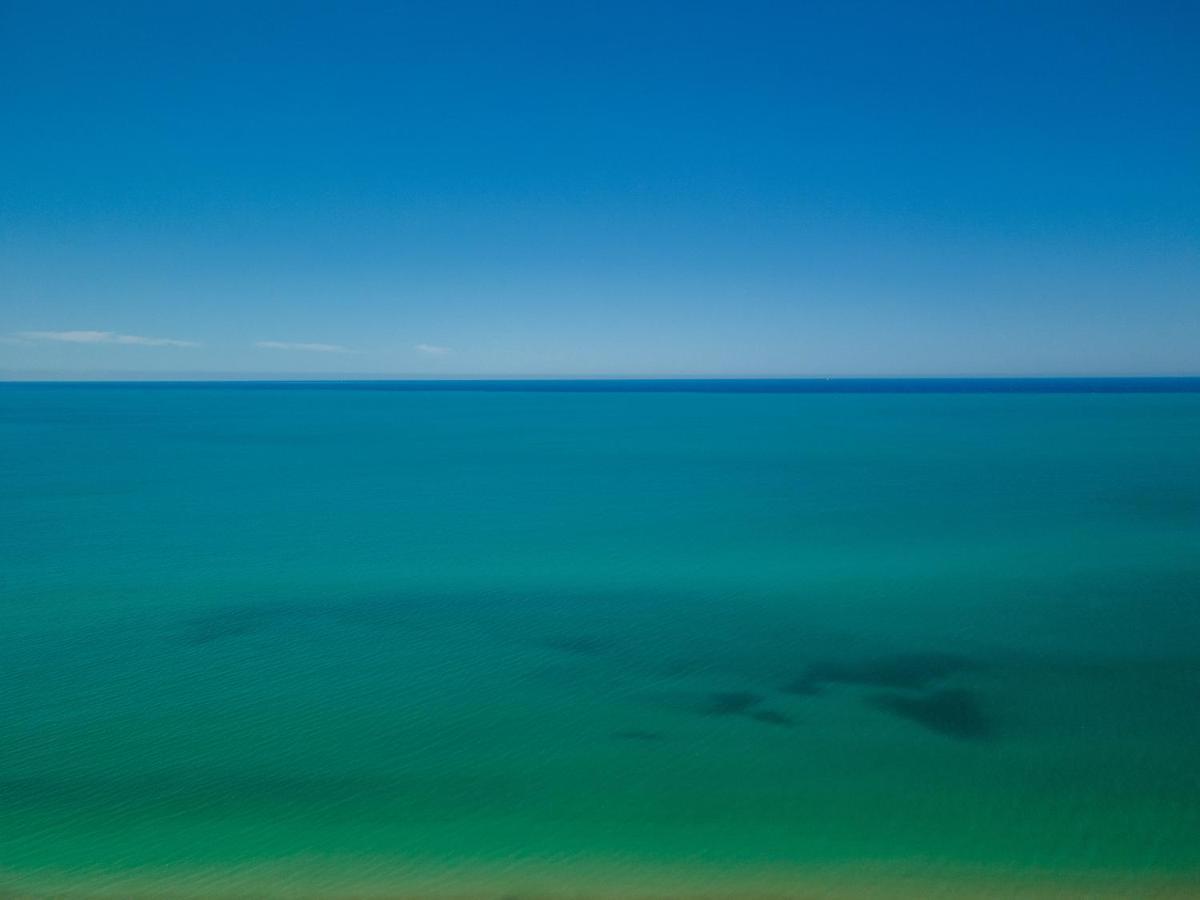 Aegean Breeze Luxury Apartments Next To The Sea Maleme Exteriér fotografie